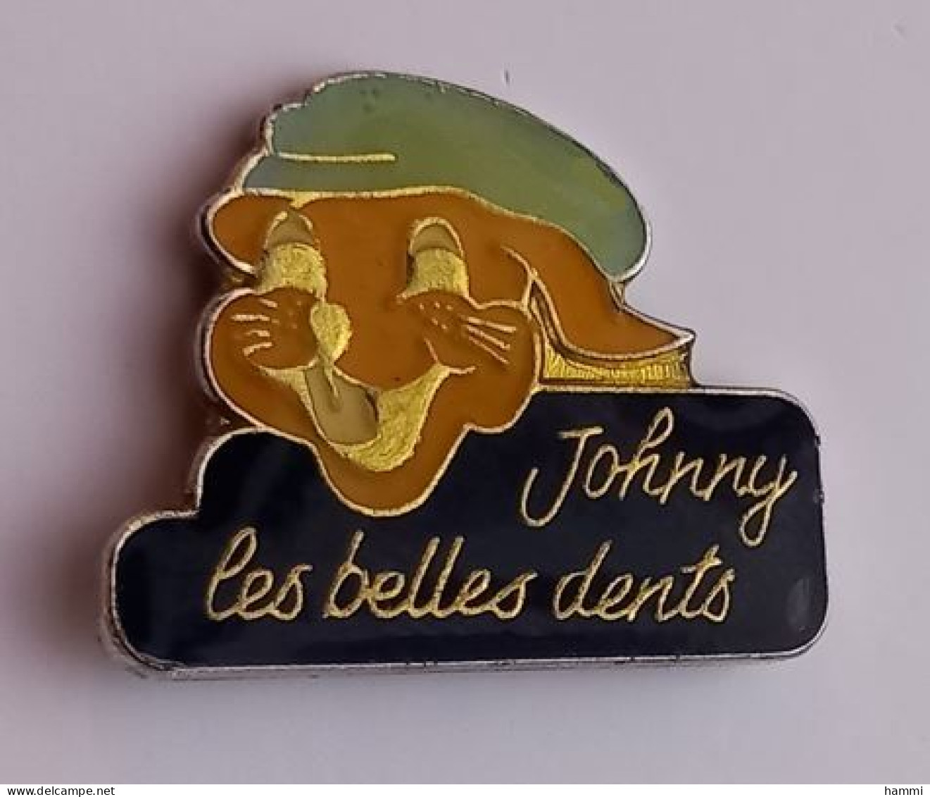 PO89 Pin's Johnny Les Belles Dents Dentiste Dent Médical Dentifrice Marmotte Lapin  Achat Immédiat - Geneeskunde