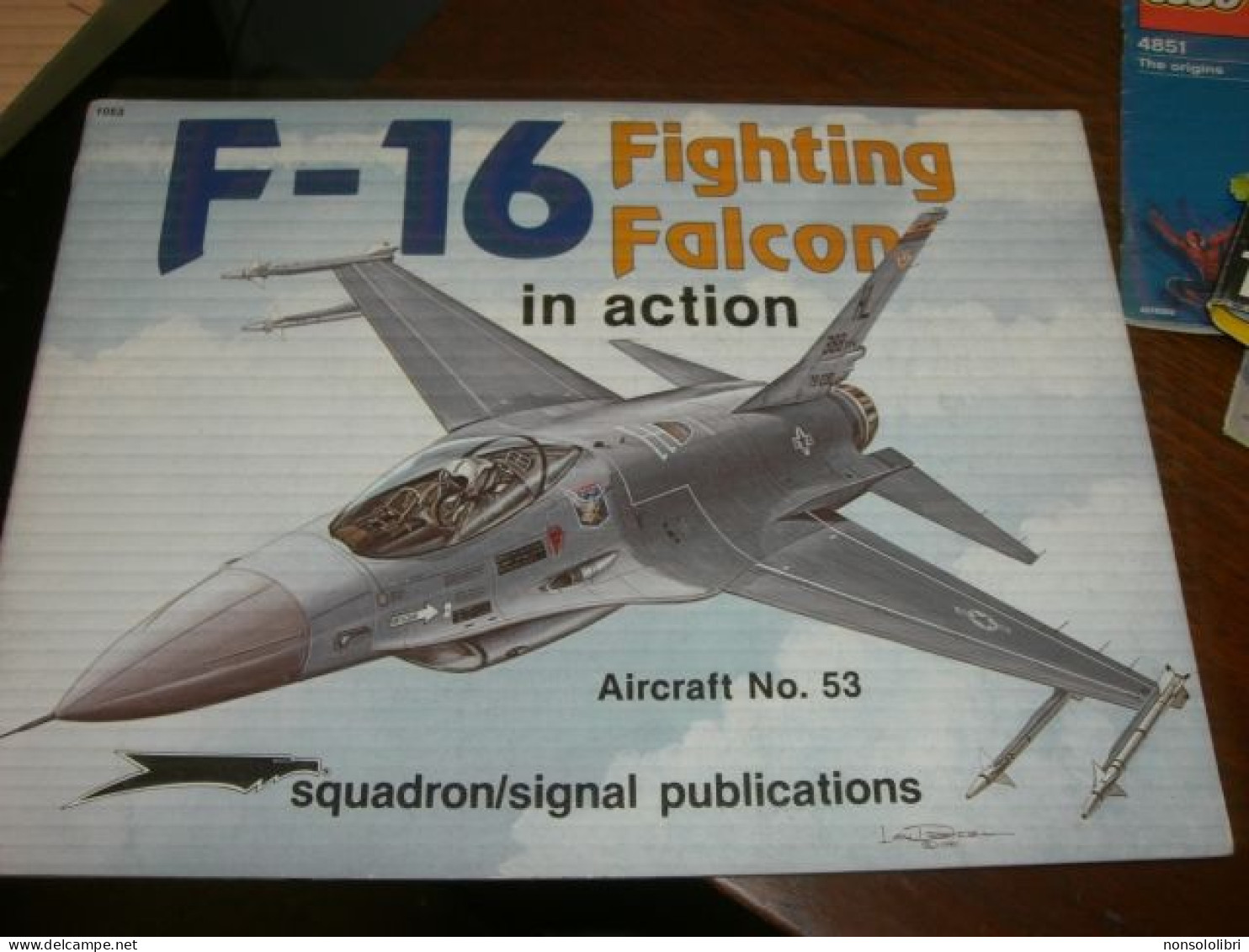 PUBBLICAZIONE F16 FIGHTING FALCON IN ACTION - Boeken