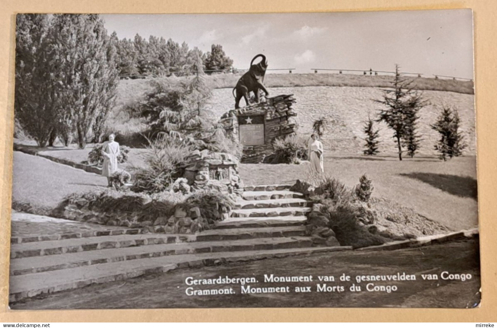 @C4@  -  2 X GERAARDSBERGEN  -  Monument... +  Heilig Hart  -  Zie / Voir / See Scan's - Geraardsbergen