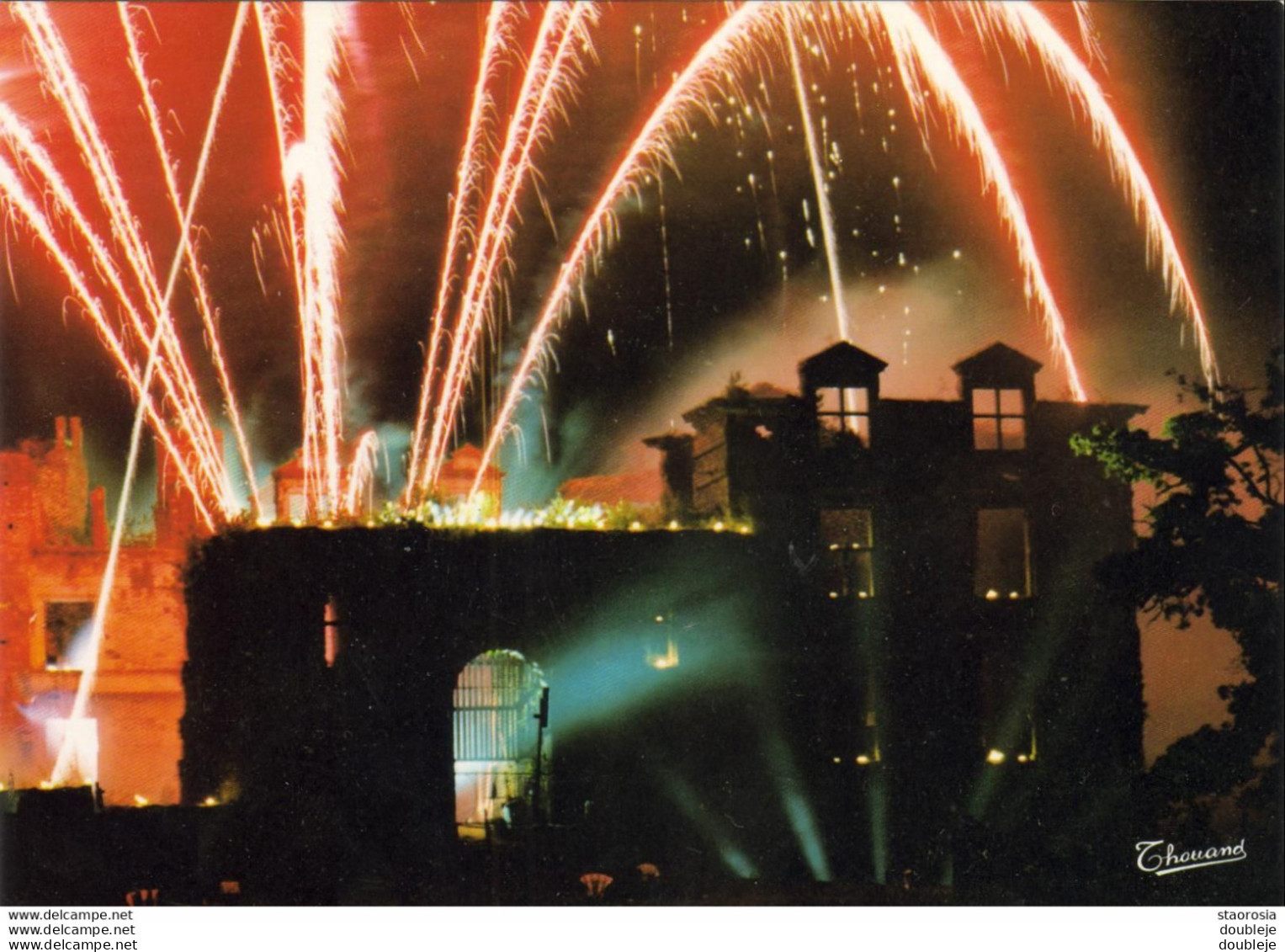 D64  BIDACHE  Le Château  ........... Avec Feux D'Artifice - Bidache