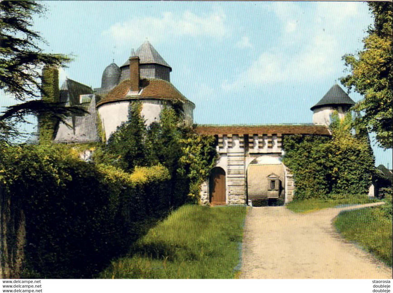 D37  REUGNY  Château De La Vallière - Reugny