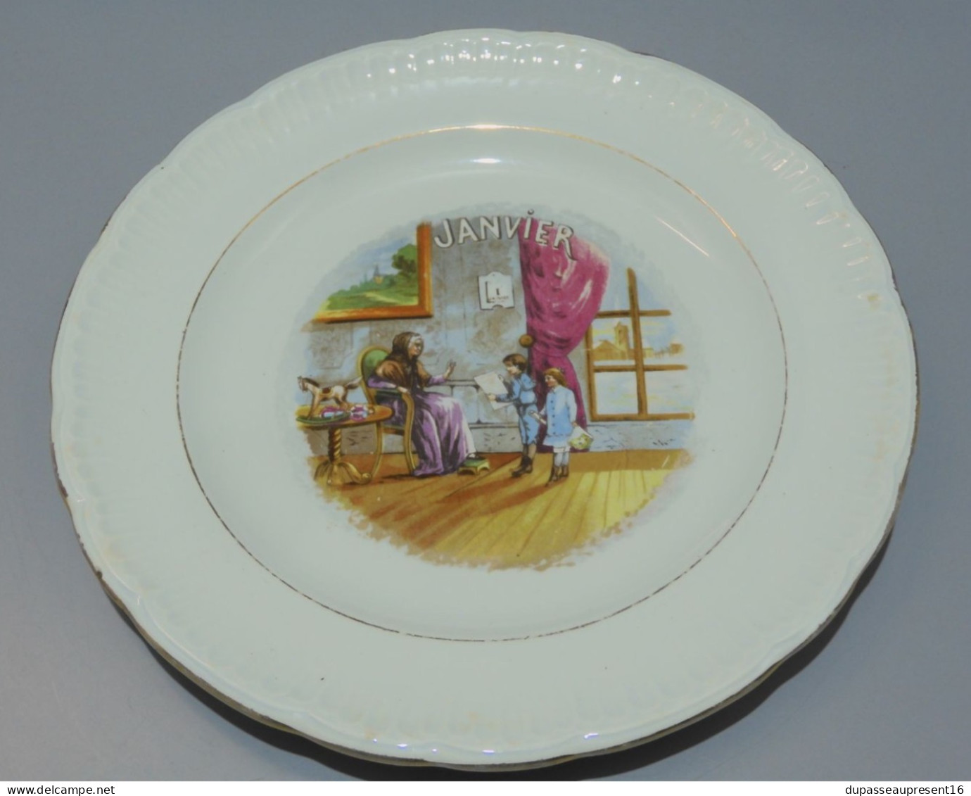 -ASSIETTE A DESSERT CERAMIQUE SAINT AMANDINOISE ANCIENNE MOIS de JANVIER  XXe   E