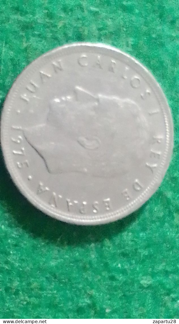 İSPANYA --1975    5  PESETA - 1 Peseta