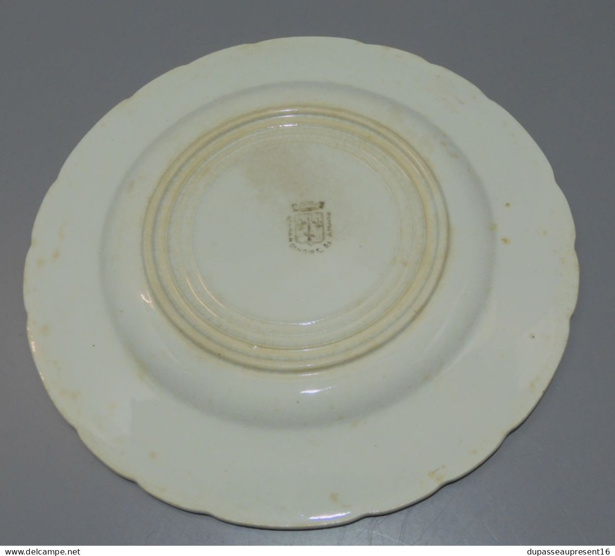 -ASSIETTE A DESSERT CERAMIQUE SAINT AMANDINOISE ANCIENNE MOIS de JUIN XXe    E