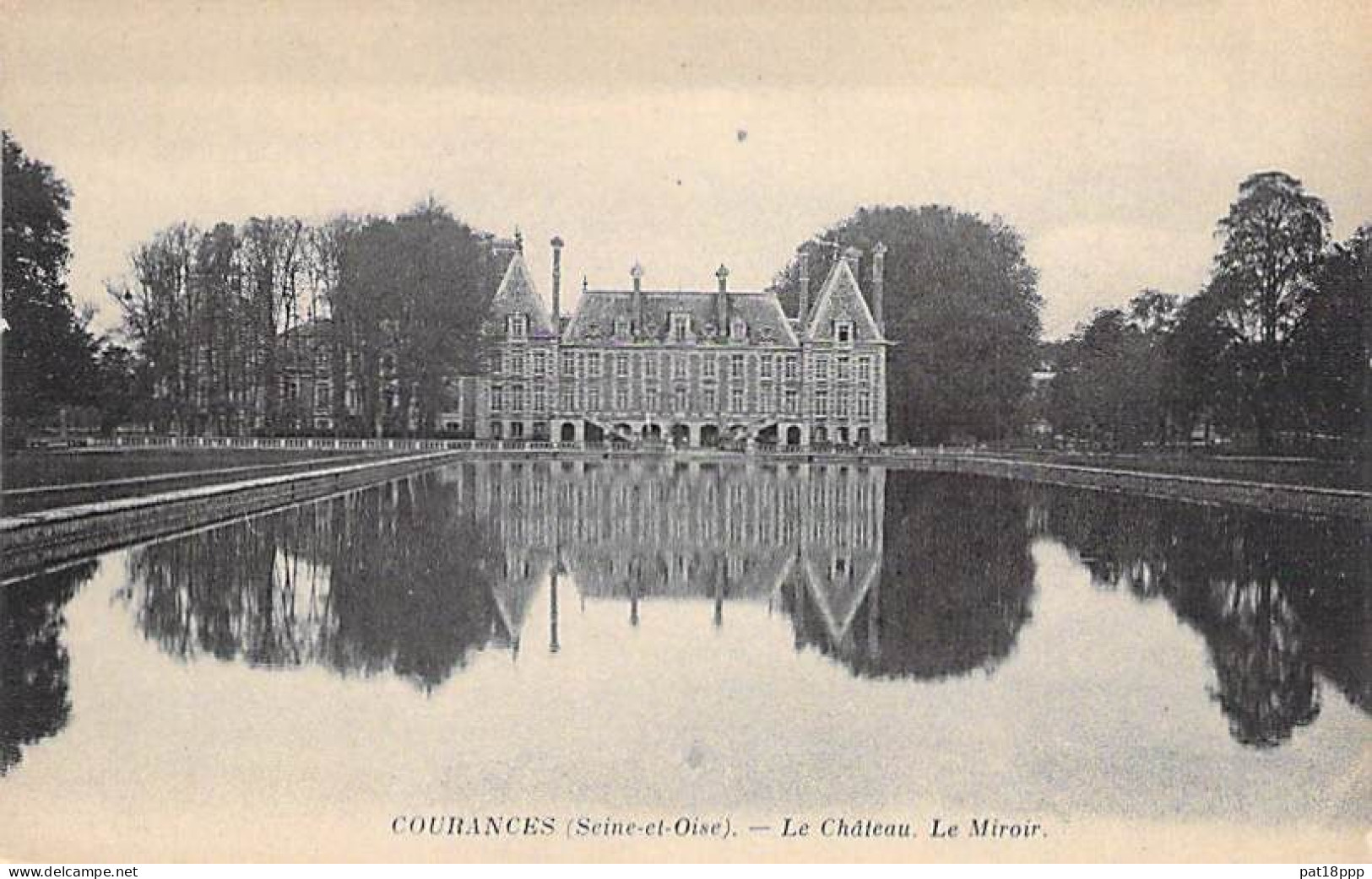 FRANCE - Lot de 20 CPA de CHATEAUX de VILLAGES (- de 6.000 habitants) - Cartes diversifiées