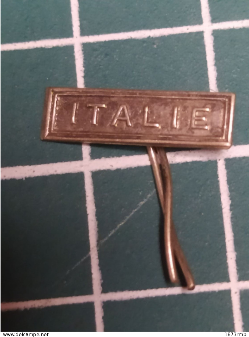 ITALIE, PETITE "BARRETTE" POUR RAPPEL DE MEDAILLE 14/15MM X 3/4MM (1) - Frankrijk