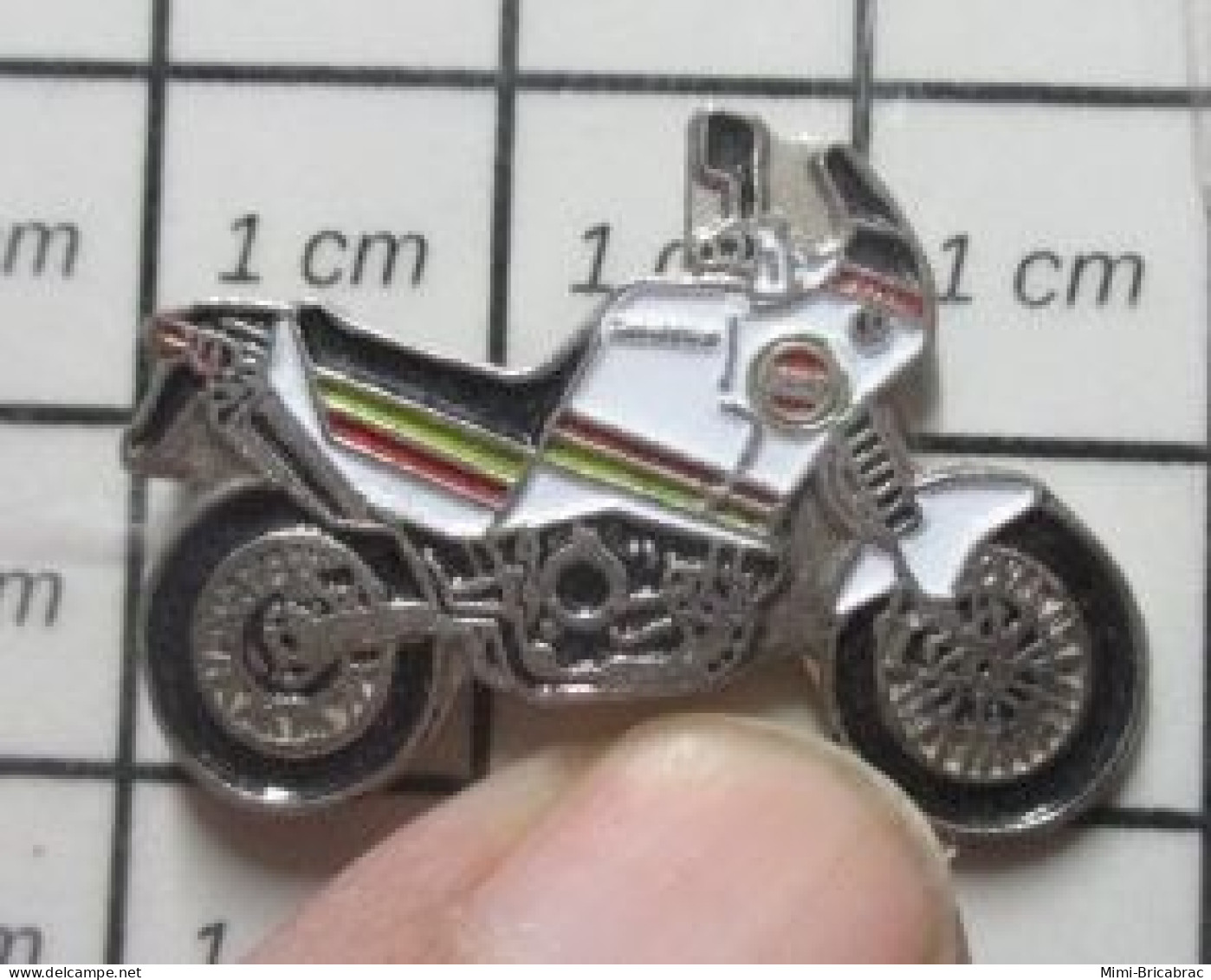 SP18Pin's Pins / Beau Et Rare / MOTOS / MOTO ENDURO BURAGO - Motos