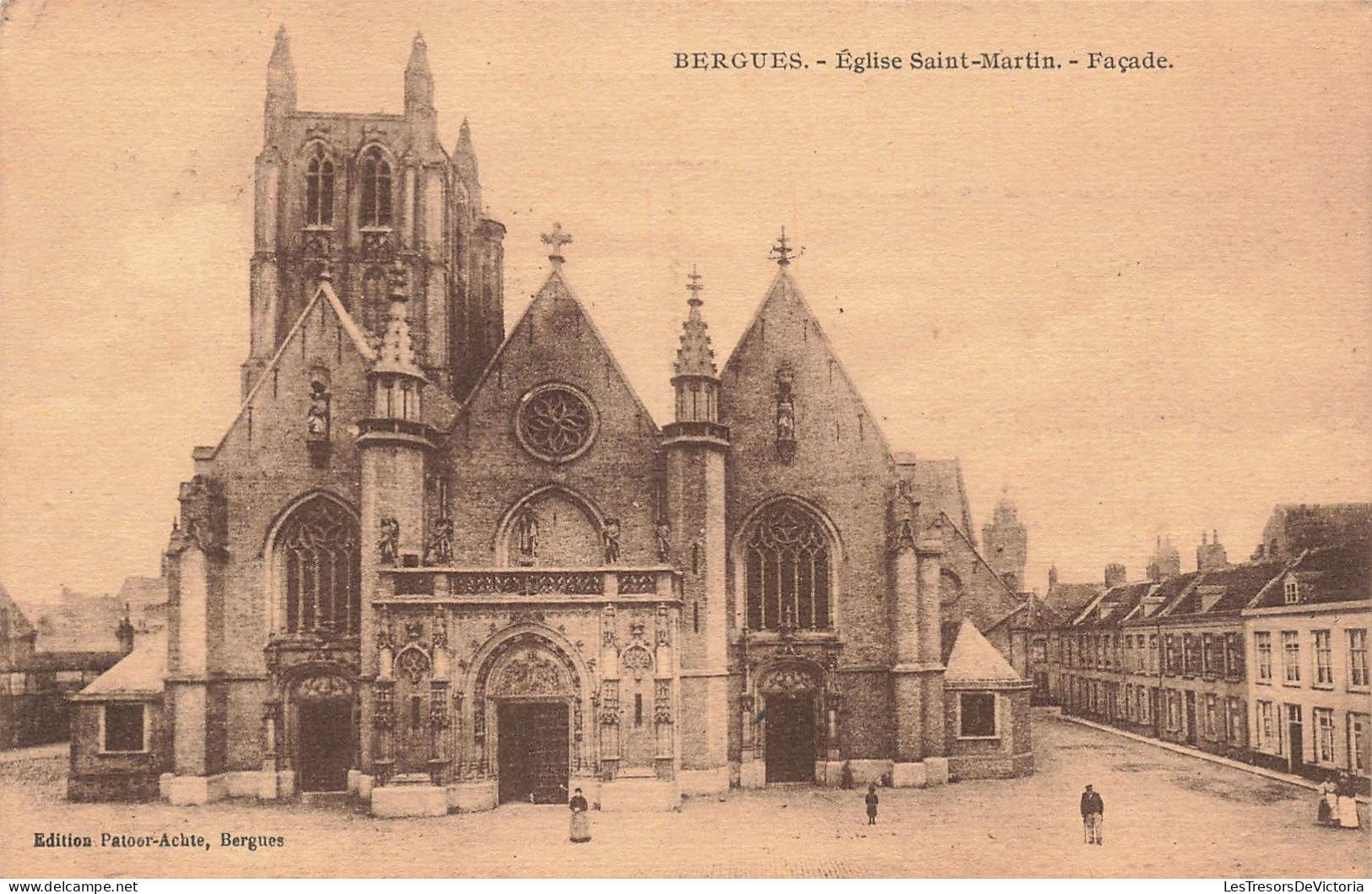 FRANCE - Bergues - Vue Générale De L'église Saint Martin - Façade - Carte Postale Ancienne - Bergues