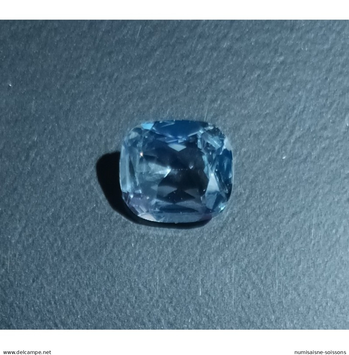 TOPAZE BLEUE - 5.9 CARATS - 12 X 10 Mm - 1.18 Gr. - Lot 10498 - Topaas