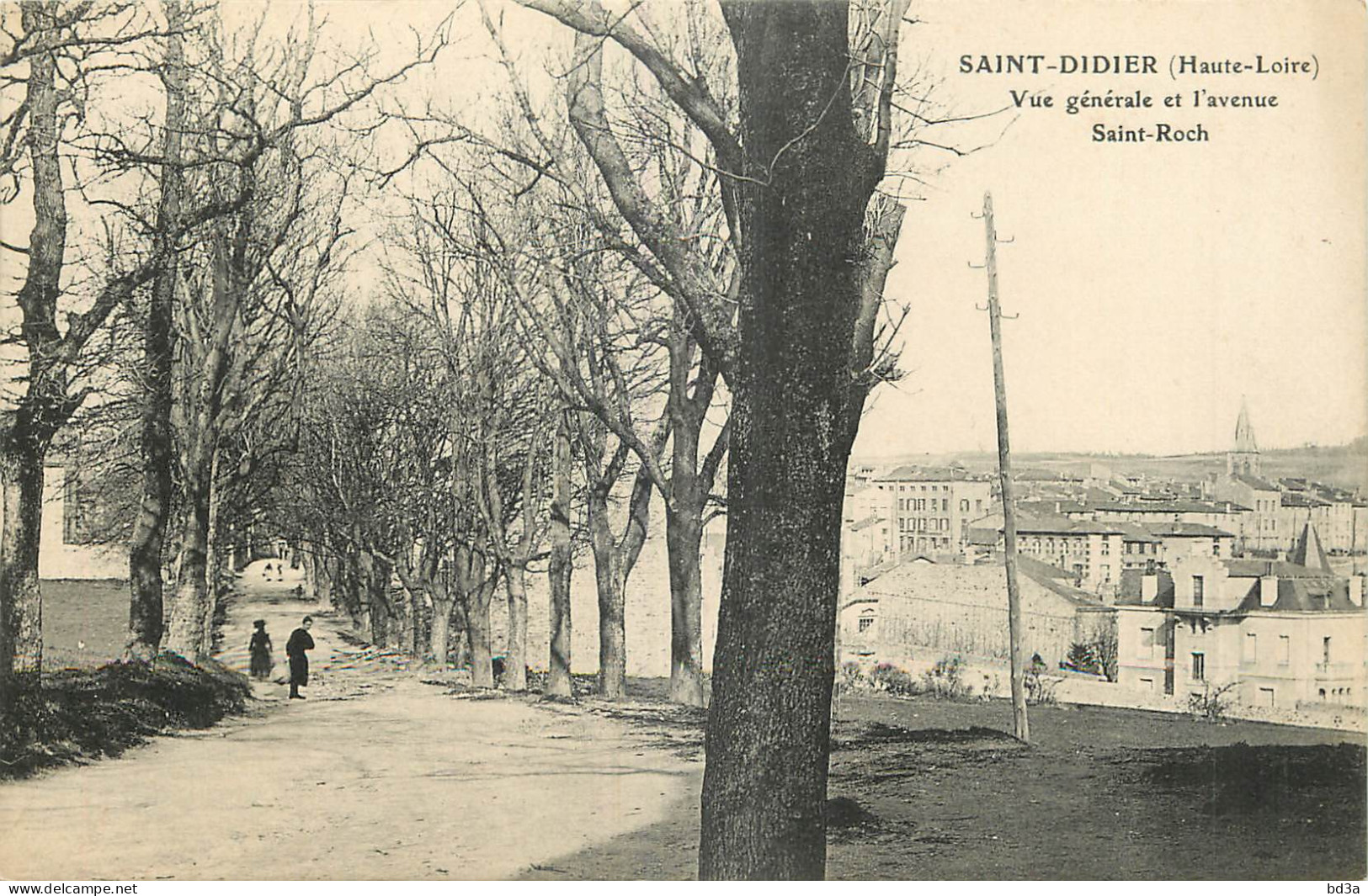 43 - SAINT DIDIER - VUE GENERALE ET L'AVENUE SAINT ROCH - Saint Didier En Velay