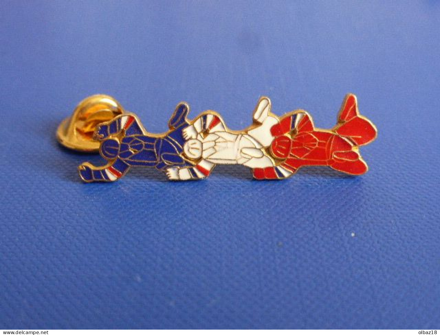 Pin's Parachutisme Parachutistes Bleu Blanc Rouge - Militaire Sportifs - Saut En Parachute - Fab JYS JY Segalen (PU66) - Parachutisme