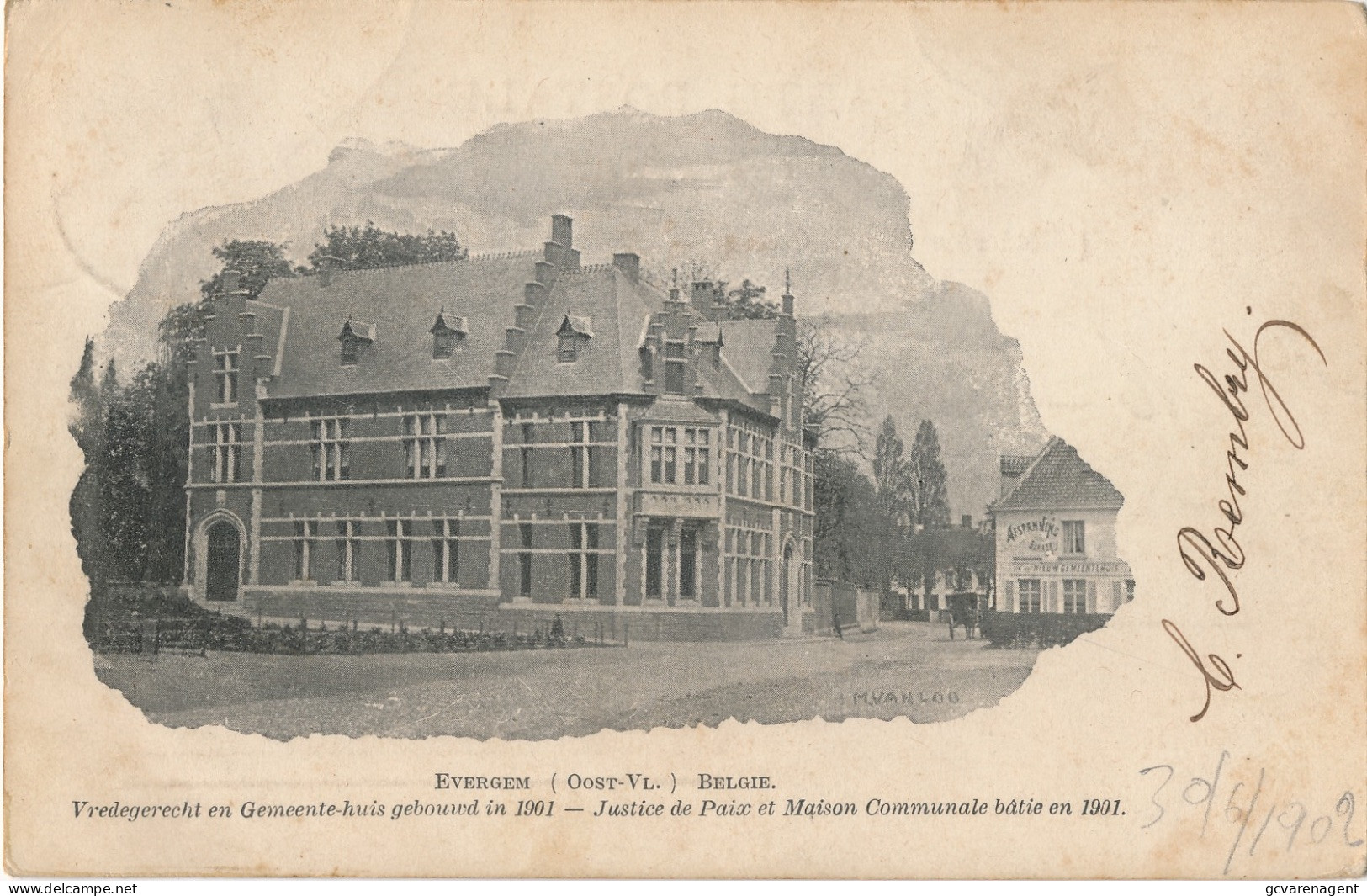 EVERGEM  VREDERECHT EN GEMEENTE HUIS GEBOUWD IN 1901     2 SCANS - Evergem