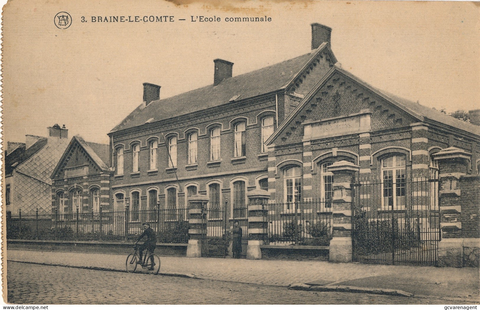 BRAINE LE COMTE  L'ECOLE COMMUNALE     2 SCANS - Braine-le-Comte