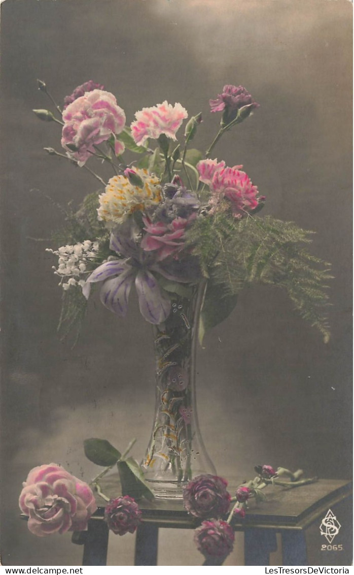 FANTAISIES - Fleurs Dans Une Vase - Colorisé - Carte Postale Ancienne - Sonstige & Ohne Zuordnung