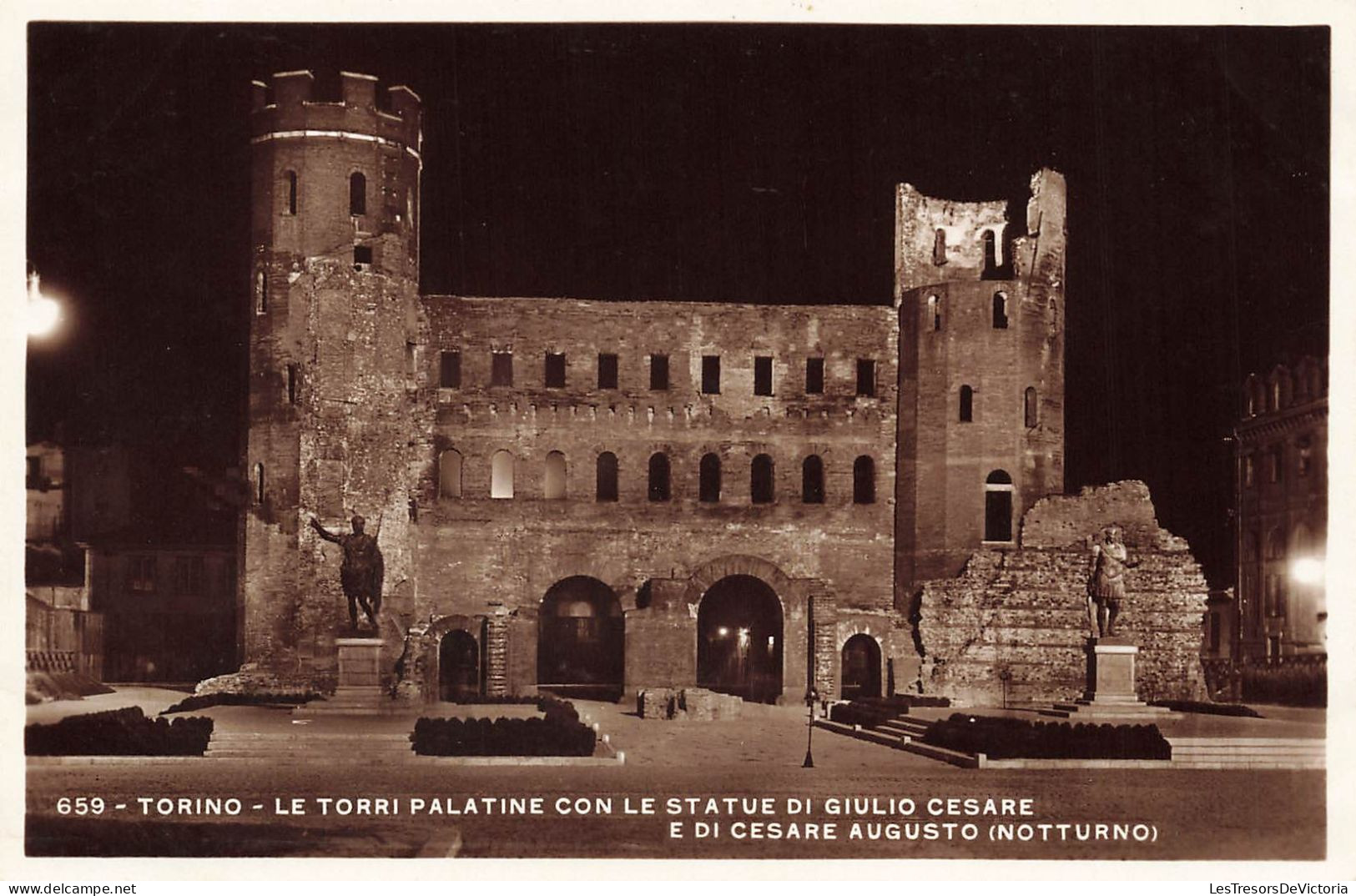 ITALIE - Torino - Le Torri Palatine Con Le Statue Di Giulio Cesare E Di Cesare Augusto - Carte Postale Ancienne - Sonstige & Ohne Zuordnung