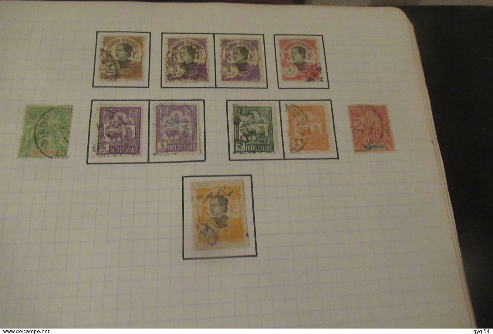 VRAC   LOT DE TIMBRES et de LETTRES