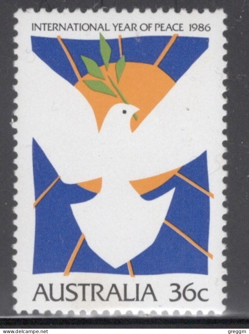 Australia 1986 Single Stamp To Celebrate International Year Of Peace In Unmounted Mint - Neufs