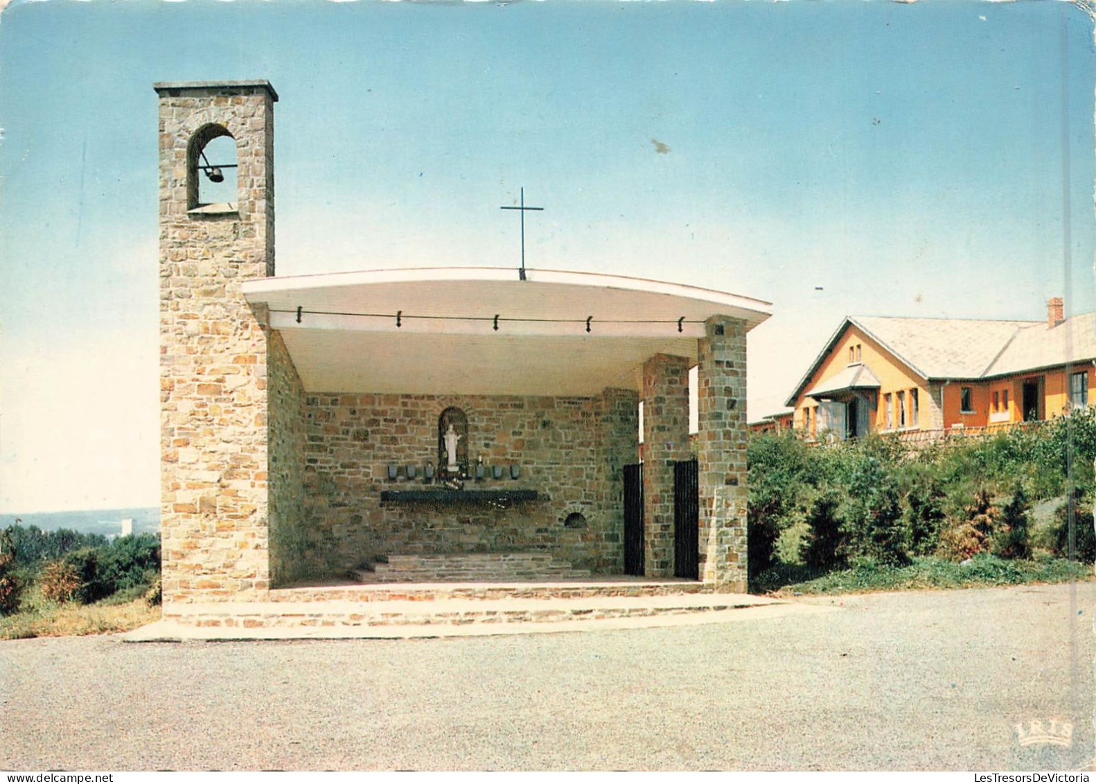 BELGIQUE - Village De Vacances Des Mutualités - Chapelle En Plein Air - Carte Postale - Hastière