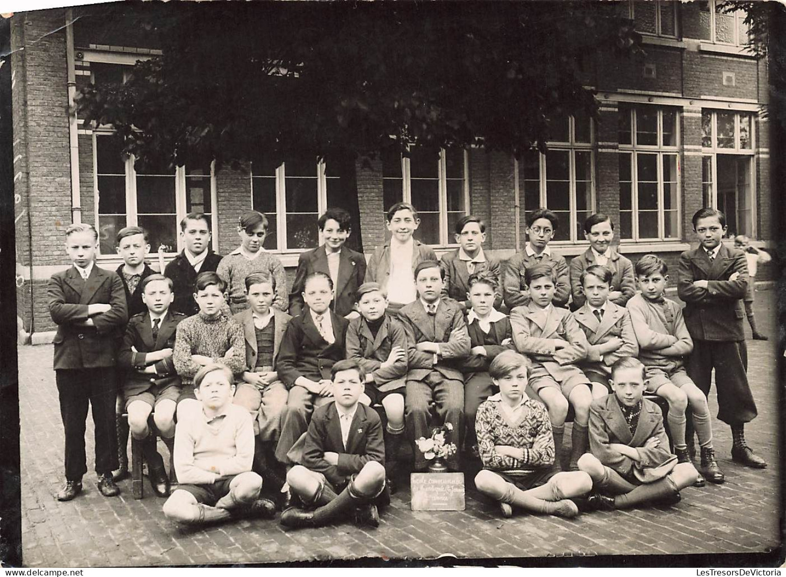 Photographie Originale  - Photo Scolaire - Photo De Classe - Ecole Communale De Montegnée - Dim 13/18cm - Identified Persons