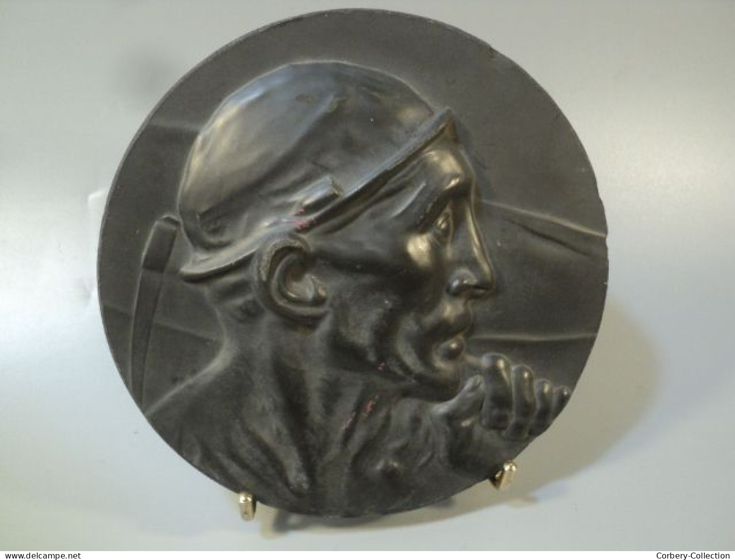Ancien Médaillon En Terre Cuite Représentant Un Mineur. Attr. Sculpteur Belge Constantin Meunier - Sonstige & Ohne Zuordnung
