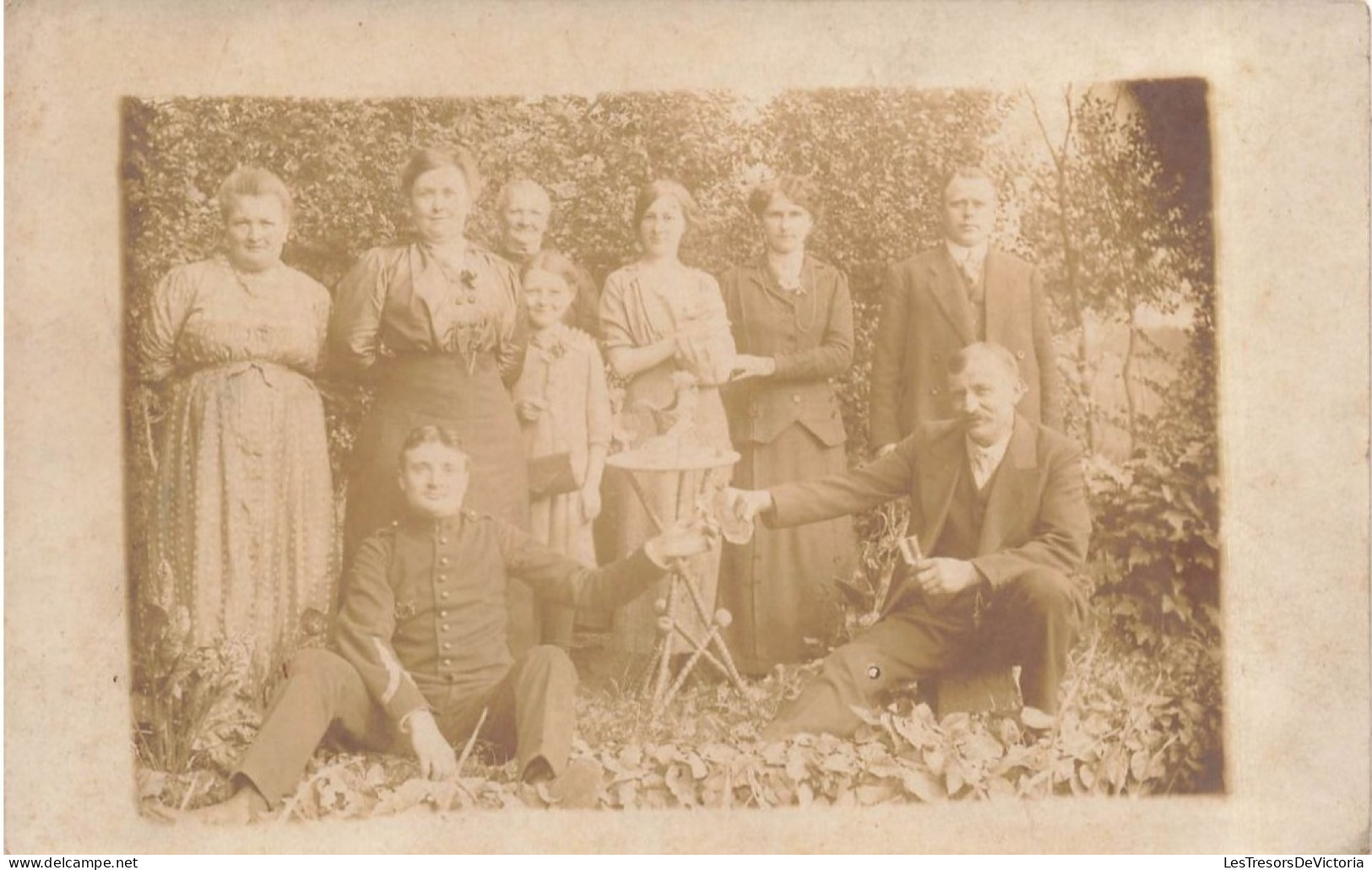 CARTE PHOTO - La Grande Famille - Carte Postale Ancienne - Photographie