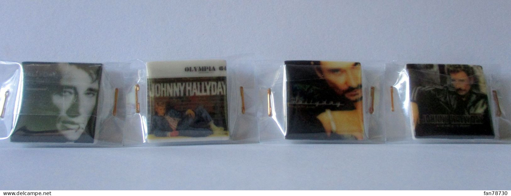 Fèves Brillantes Plates X 5 - Johnny Hallyday - La Discographie 2021 - Frais Du Site Déduits - Characters