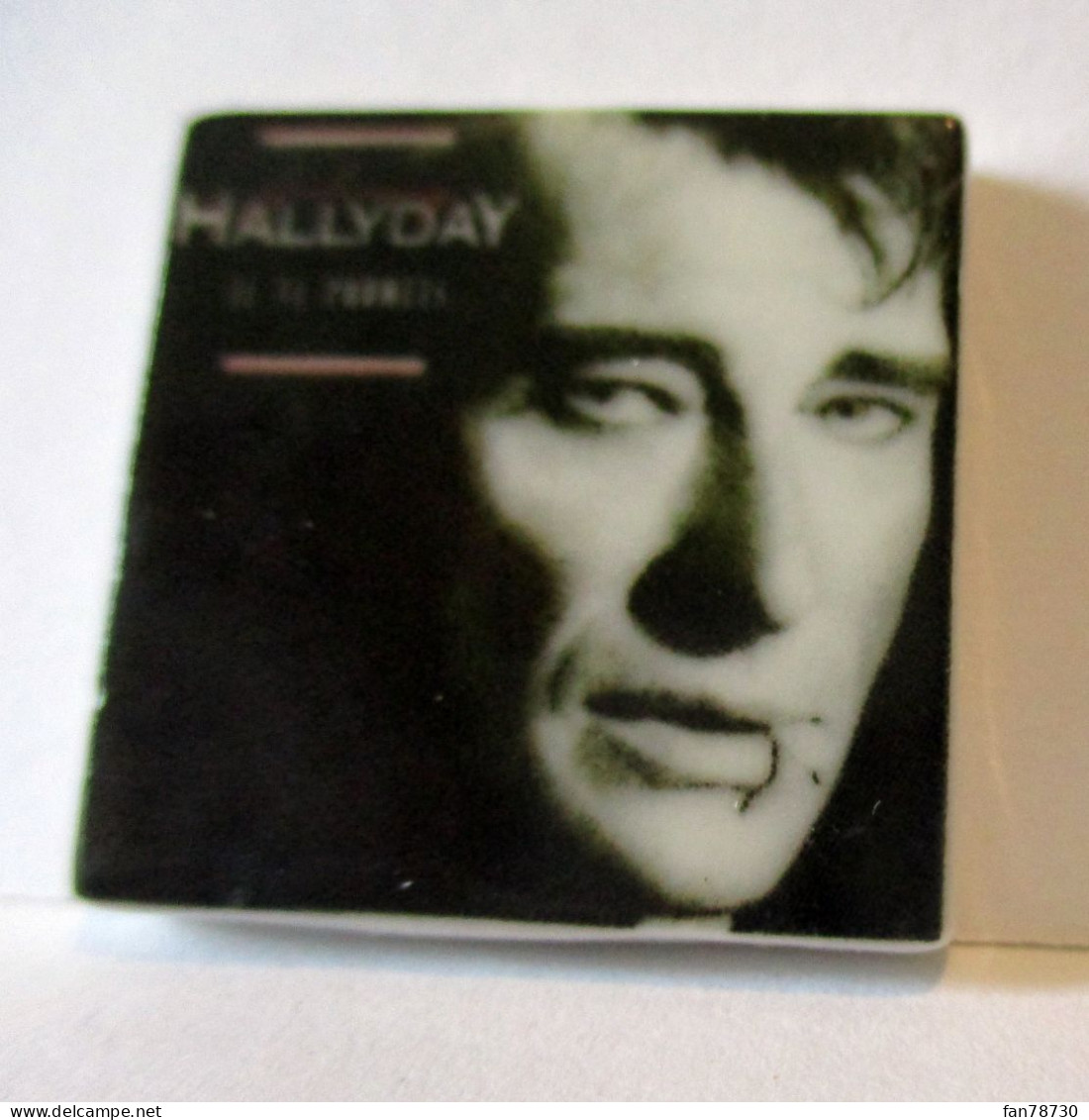 Fèves Brillantes Plates X 5 - Johnny Hallyday - La Discographie 2021 - Frais Du Site Déduits - Personaggi