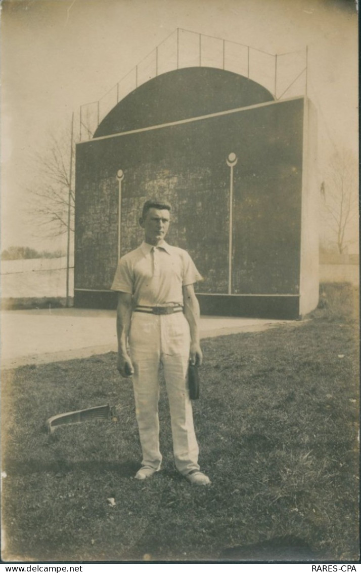 CPA Photo PELOTE BASQUE - Joueur Et Lieu à Identifier - Sonstige & Ohne Zuordnung