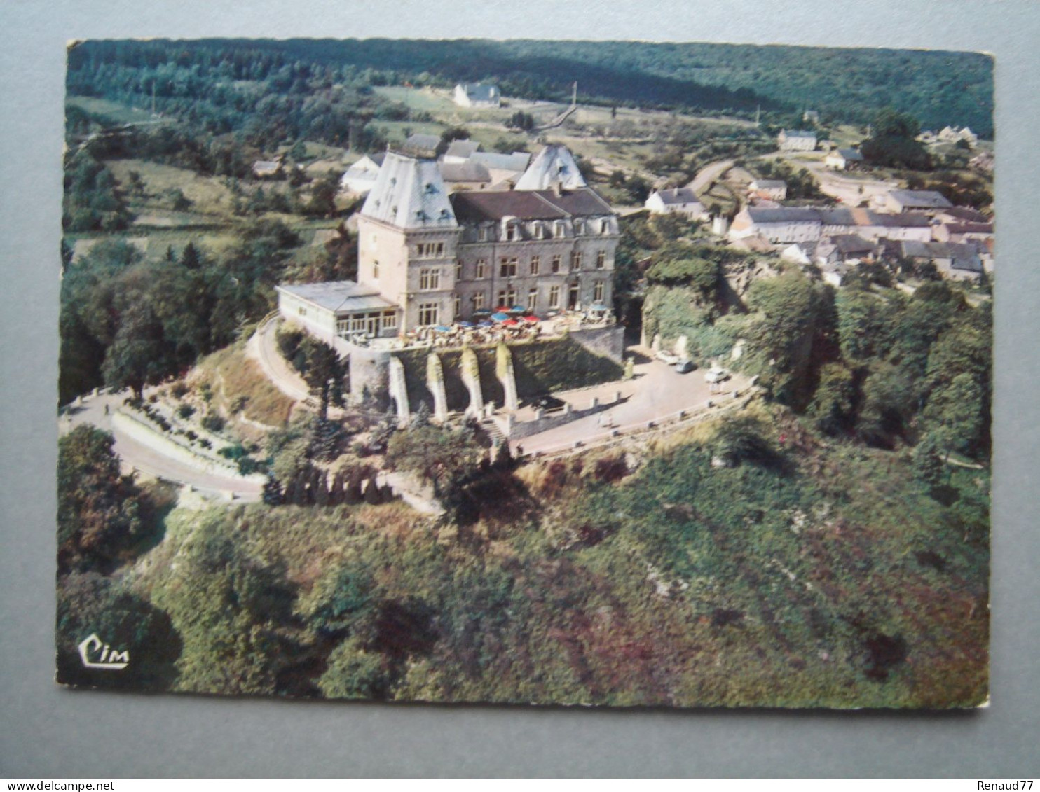 AGIMONT - Vue Aérienne Du Manoir D'Agimont - Hastière