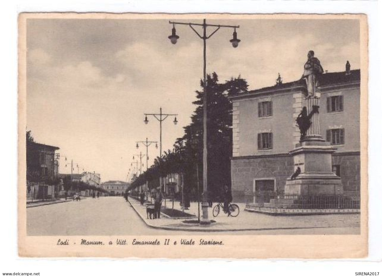 LODI - MONUMENTO A VITT. EMANUELE II E VIALE STAZIONE - NON VIAGGIATA - Lodi