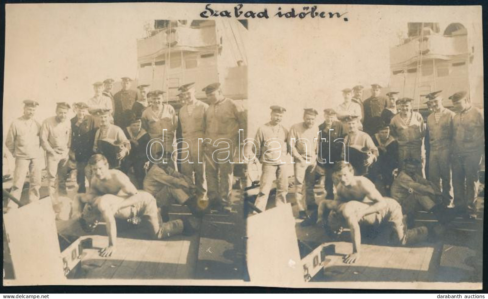 Cca 1905 Az S.M.S. Admiral Spaun Osztrák-magyar Gyorscirkáló Hadihajó Matrózainak Birkózóversenye, Sztereofotólap / Blac - Other & Unclassified