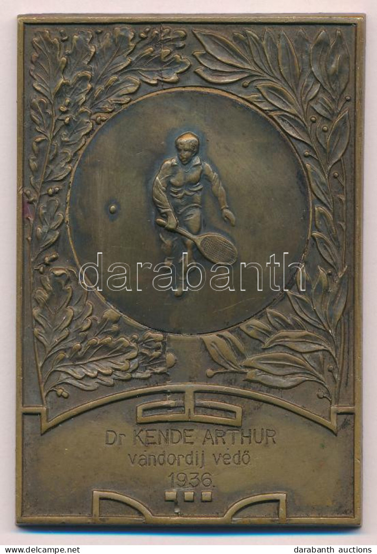 1936. "Dr. Kende Arthur Vándordíj Védő" Bronz Díjplakett (81x56mm) T:XF - Sin Clasificación