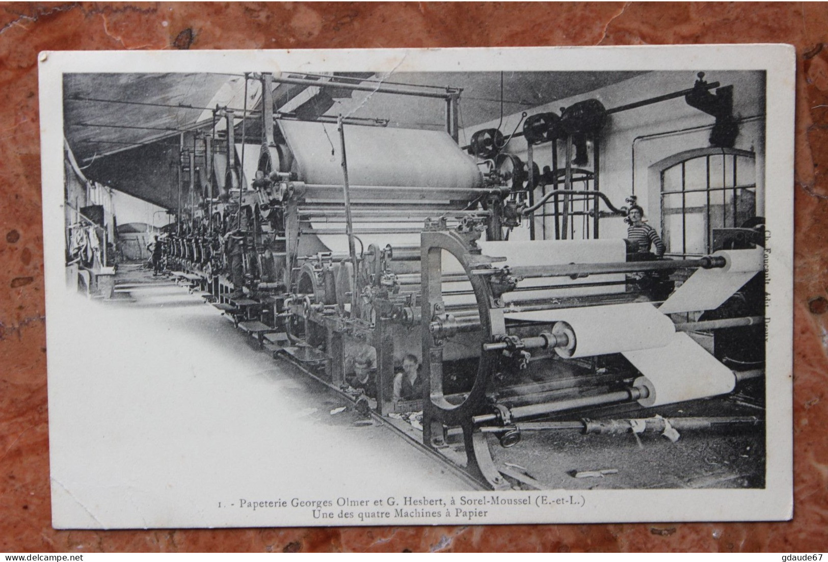 SOREL-MOUSSEL (28) - PAPETERIE GEORGES OLMER ET G.HESBERT - UNE DES QUATRE MACHINES A PAPIER - Sorel-Moussel