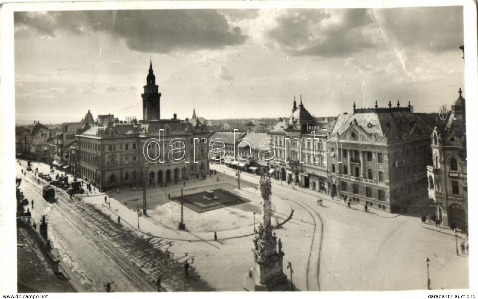 * T4 Újvidék, Országzászló Tér, Urbán Ignác és Fia Kiadása / Square, Monument (fa) - Ohne Zuordnung