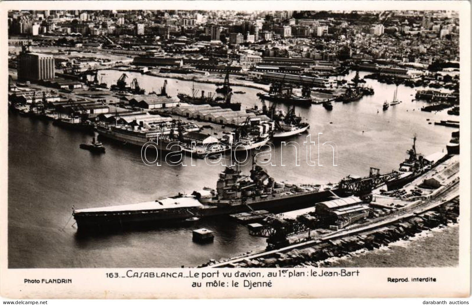 ** T2/T3 Casablanca, Le Port Vu D'avion, Au 1er Plan Le Jean-Bart, Au Mole Le Djenné / Aerial View (glue Marks) - Unclassified