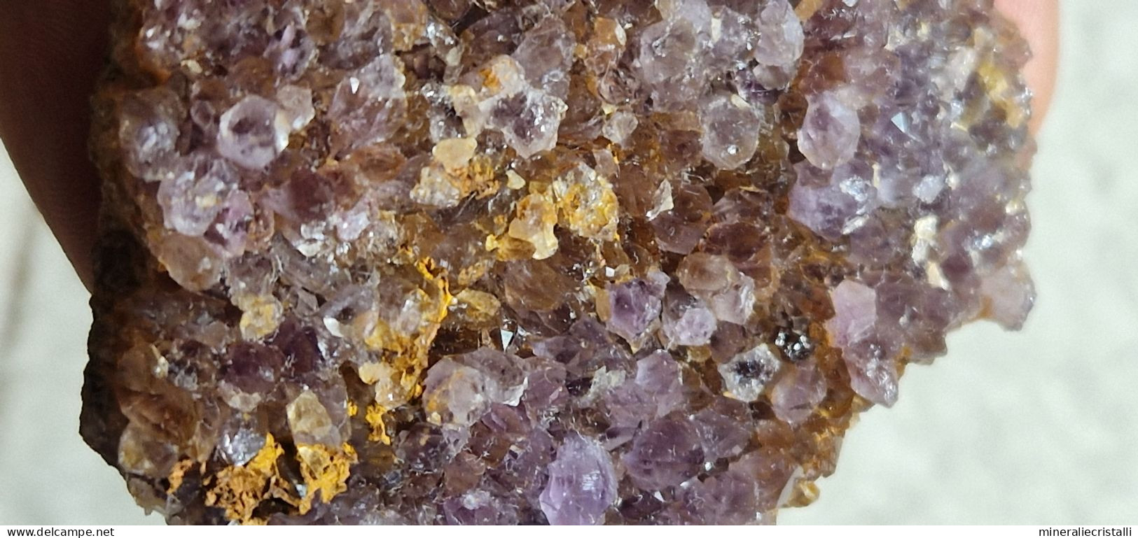 Minerali Toscani Drusa Di Ametista Rara Dalla Miniera Di Vetulonia Grosseto Italia 64,77gr - Mineralien