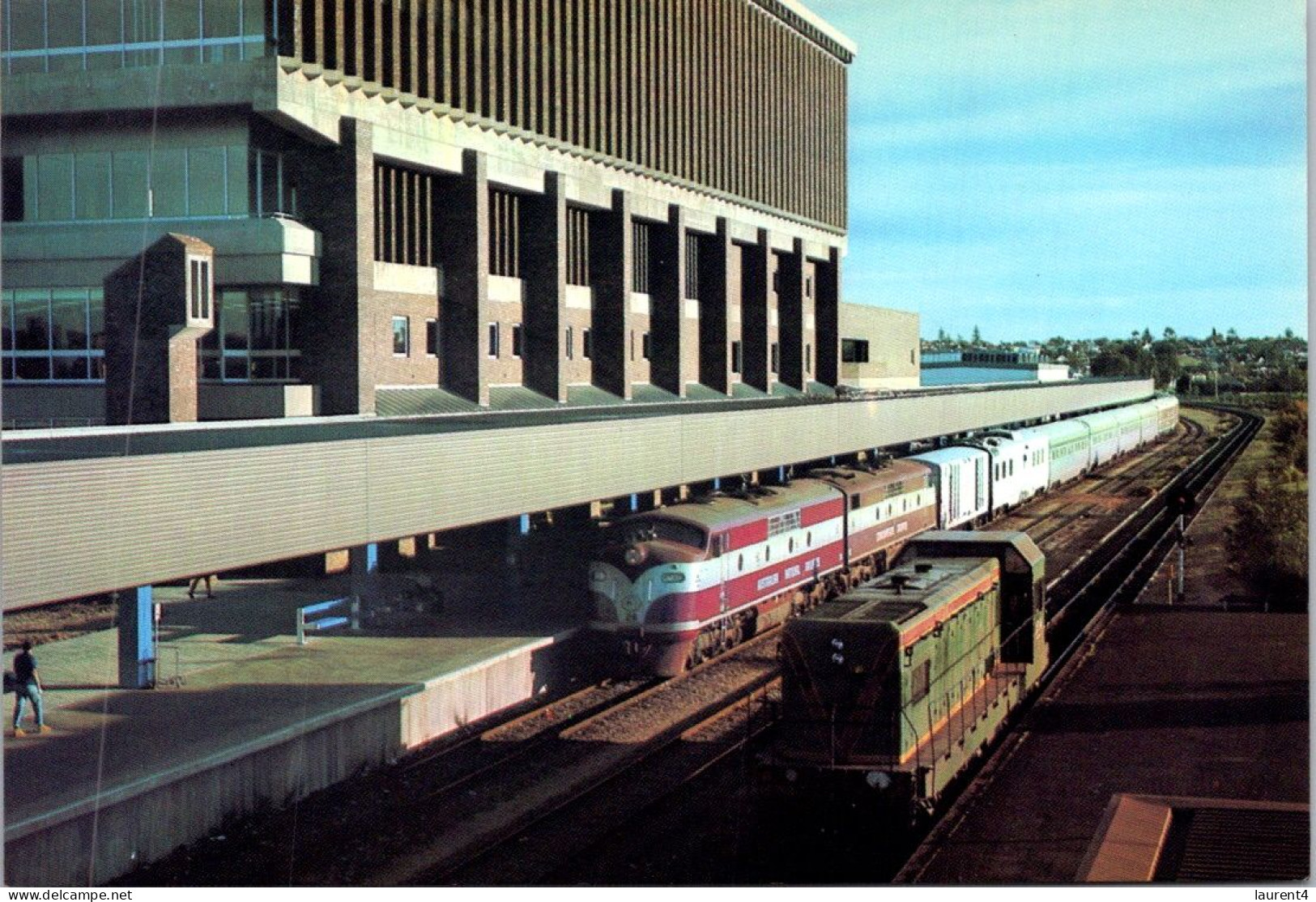 9-2-2024 (3 X 41)  Australia - WA - (Perth) Railway Terminal (and Train) - Perth