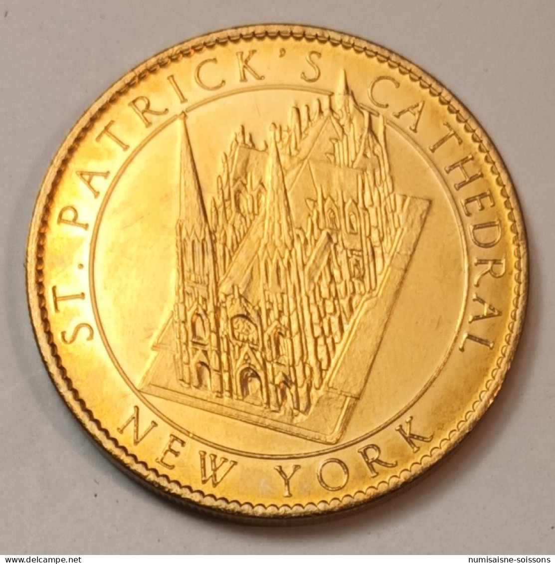 ÉTATS UNIS - NEW YORK - CATHÉDRALE SAINT PATRICK - VISITE DU PAPE FRANCOIS - ARTHUS BERTRAND - 2015 - 2015