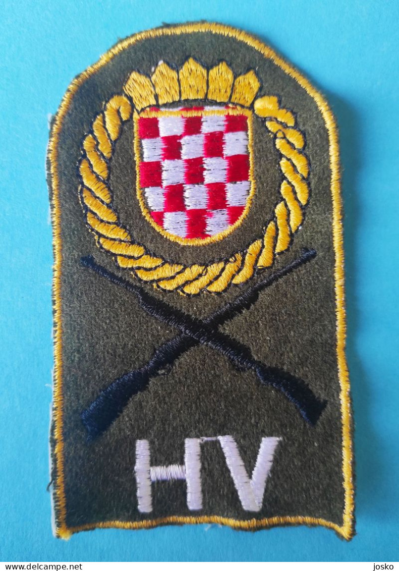 HV (Hrvatska Vojska) - Croatia Army Old Embroidered Patch * Croatie Armee Kroatien Croazia Croacia - Ecussons Tissu