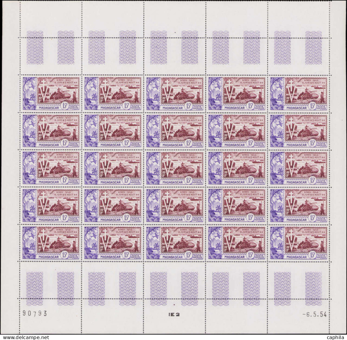 ** COLONIES SERIES - Poste Aérienne - 1954, 10ème anniversaire de la Libération, 12 feuilles complètes de 25 exemplaires