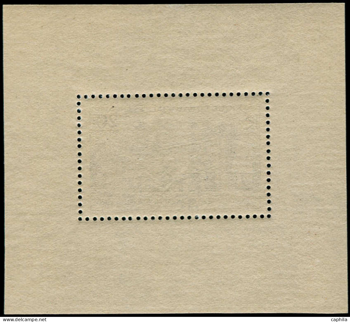 ** AFRIQUE EQUATORIALE - Poste - 242, Feuillet Gommé Et Dentelé En Noir (non Répertorié): 20f. OMS - Other & Unclassified