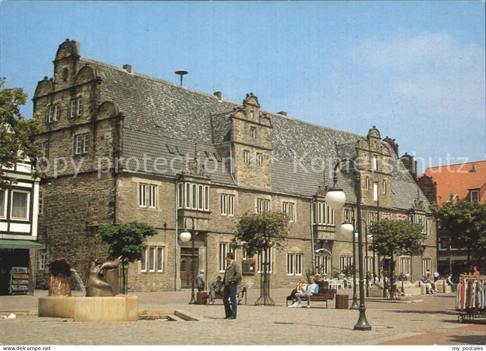 72603807 Stadthagen Rathaus Mit Brunnen Am Markt Stadthagen - Stadthagen