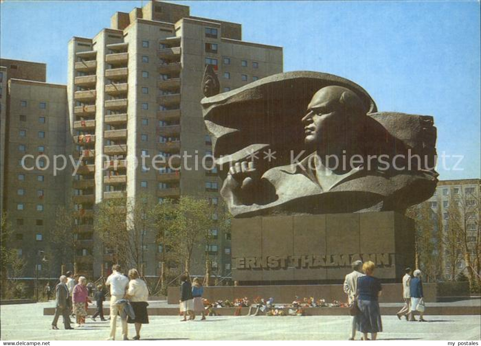 72596316 Prenzlau Ernst Thaelmann Platz Monument Prenzlau - Prenzlau