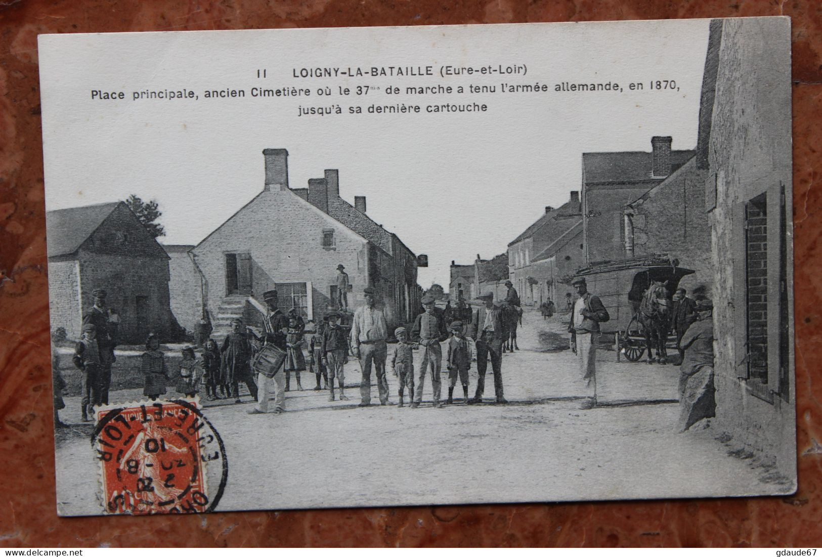 LOIGNY-LA-BATAILLE (28) - PLACE PRINCIPALE,ANCIEN CIMETIERE OU LE 37E DE MARCHE A TENU L'ARMEE ALLEMANDE - Loigny