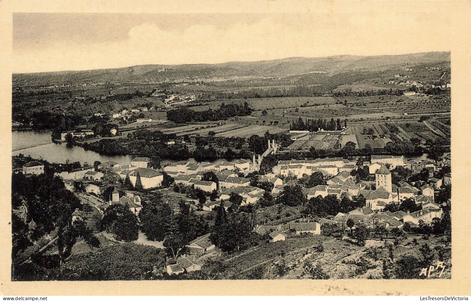 FRANCE - Douelle -  Vue Générale De La Ville - Carte Postale Ancienne - Autres & Non Classés