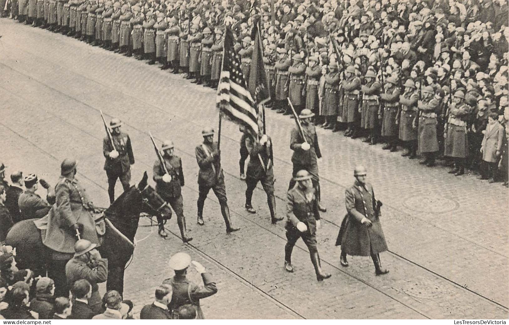 HISTOIRE - Funérailles Solennelles Du Roi Albert Ier - 22 Février 1934 - Drapeaux - Carte Postale Ancienne - Geschichte