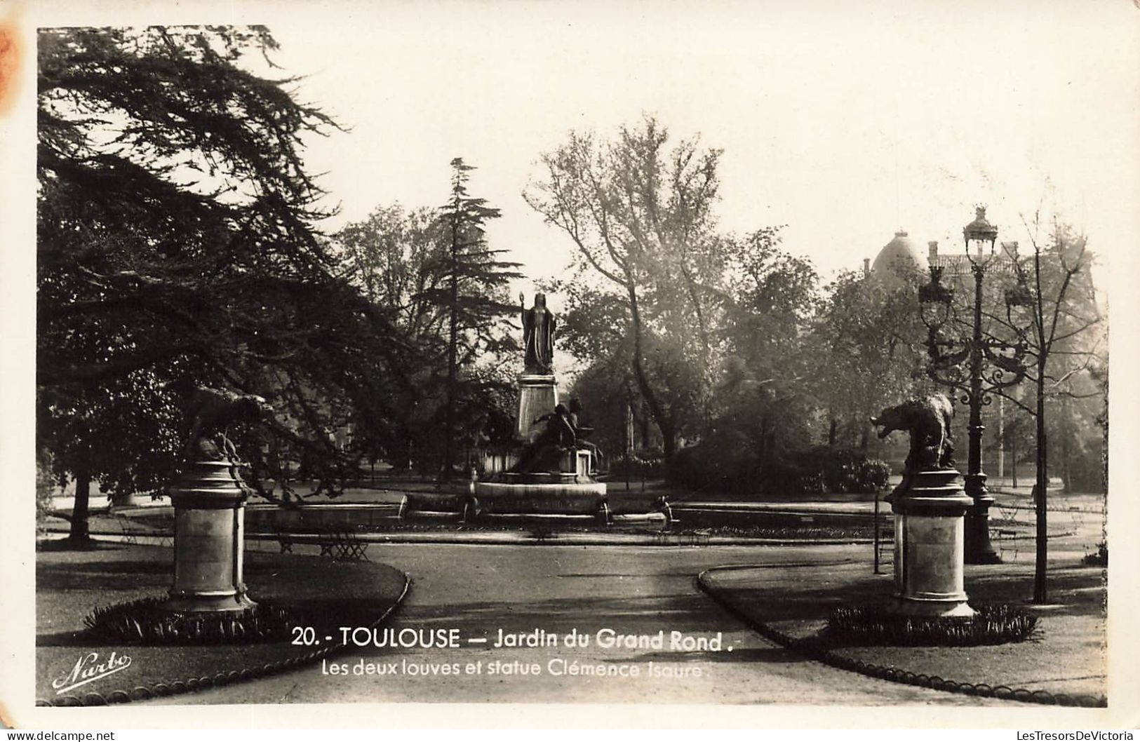 FRANCE - Toulouse - Jardin Du Grand Rond - Les Deux Louves Et Statue Clémence Isaure - Carte Postale Ancienne - Toulouse