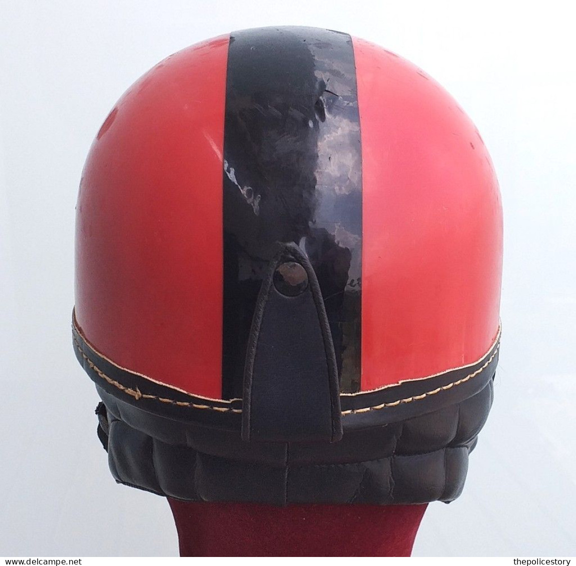 Casco motociclista produzione  italiana Everest anni 60 originale usato completo