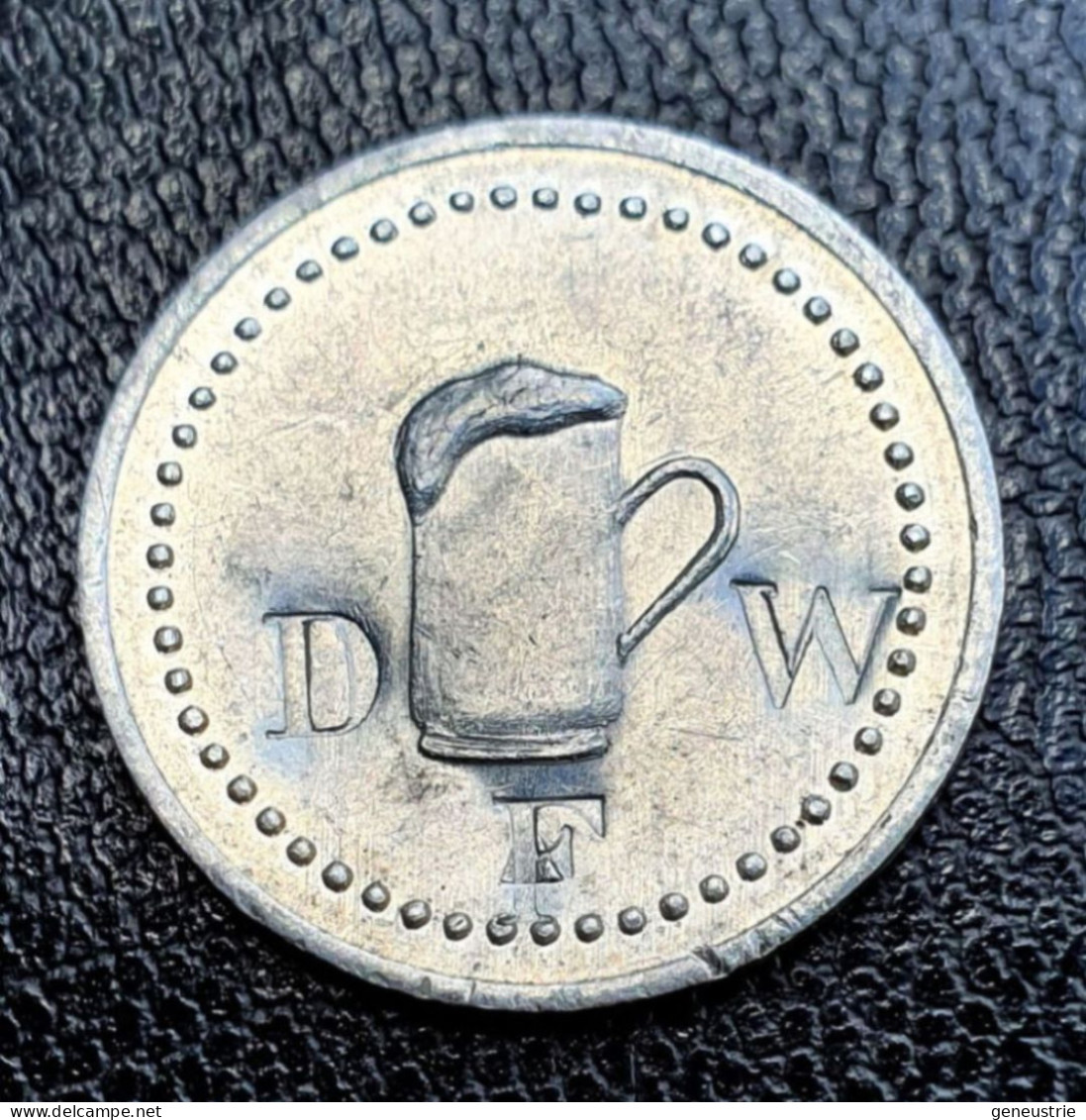 Jeton De Nécessité De Jeu De Quilles - Café Eugène François Diderrich-Weirich à Frisange (Luxembourg) Près De Thionville - Monedas / De Necesidad