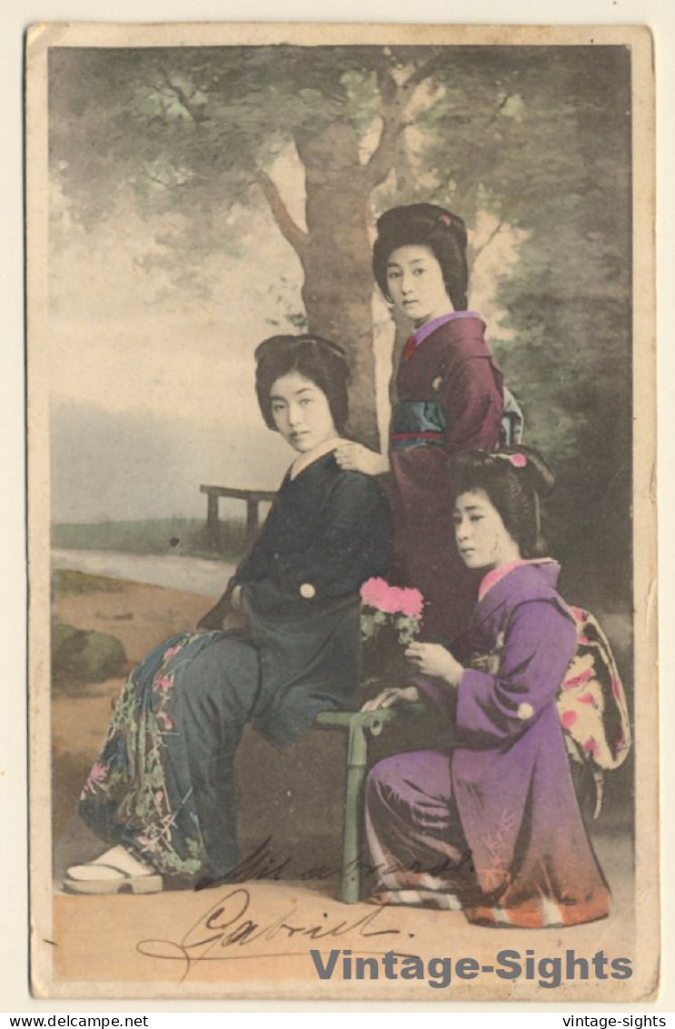 Japan: 3 Geishas In Traditional Kimonos (Vintage PC 1912) - Asien